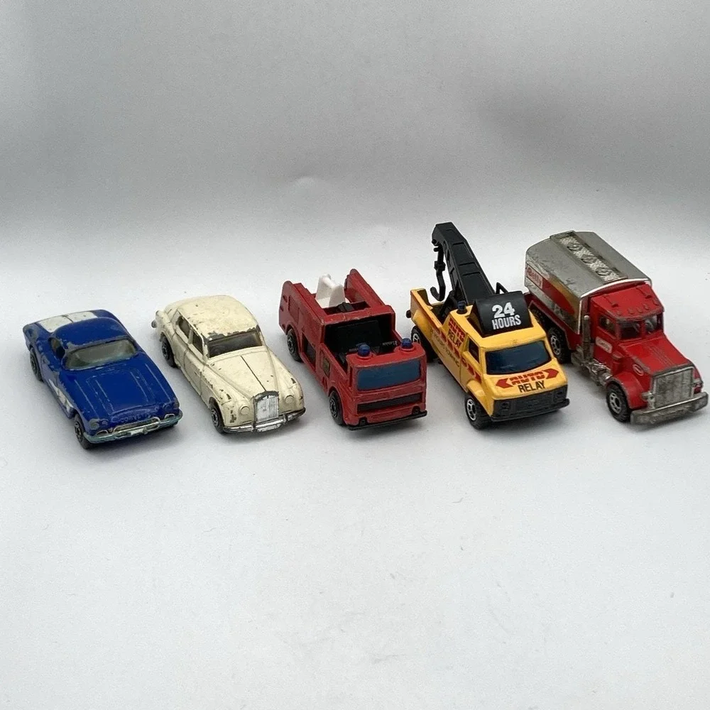 Vtg Matchbox & Die-Cast Vehicle – 1980s Era Rolls Royce Corvette Wrecker Lot #2